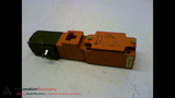 TELEMECANIQUE XCK J5951B0H4 WITH ATTACHED PART NUMBER CONNECTOR 24VDC