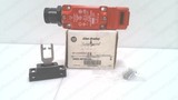 ALLEN BRADLEY 440K-MT55138 SERIES B GUARDMASTER MT-GD2 SAFETY