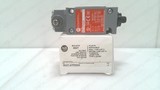 ALLEN BRADLEY 802T-ATPDD5 SERIES J, PLUG-IN OILTIGHT LIMIT SWITCH