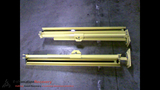 BANNER SLSCP30-1200Q88 WITH ATTACHED STAND TRANSMITTER AND RECIEVER