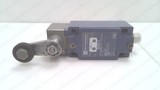 TELEMECANIQUE ZCKJ121DS77 WITH ATTACHED ZCKE05 & NYLON ROLLER