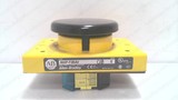 ALLEN BRADLEY 800P-F2BAV SERIES E SWITCH,PUSHBUTTON 600V AC MAX 10 AMP