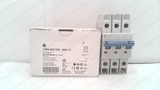 ALLEN BRADLEY 1489-M3C200 - SERIES D, THERMAL-MAGNETIC CIRCUIT BREAKER