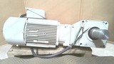 SUMITOMO RNYM5-1521-B-15 3-PHASE INDUCTION MOTOR