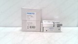 FESTO SLT-16-30-P-A, MINI-SLIDE, 170562