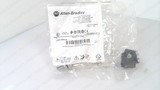 ALLEN BRADLEY 800FM-F2PX10 SERIES A, BLACK FLUSH PUSH BUTTON