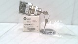 ALLEN BRADLEY 800T-H36A SERIES T SELECTOR SWITCH 2 POSITION TYPE 4,13
