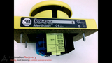 ALLEN BRADLEY 800P-F2YAV SERIES E PALM OPERATED PUSH BUTTON, YELLOW,